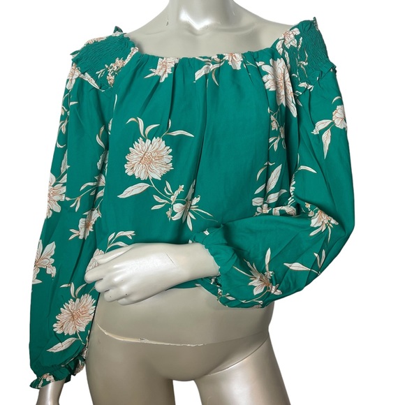 Current Air Tops - Current Air brand Teal and White Floral 3/4 Sleeve Top